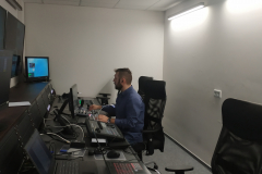 Inż. studia Marek Picheta podczas prowadzenia zajęć dla dzieci