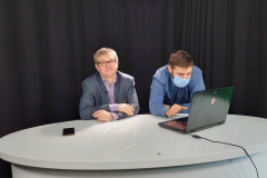 prof. Sławomir Koziej i inż. studia Marek Picheta  podczas nagrywania wykładu