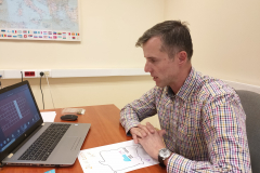 Mgr Mirosław Szwed podczas zajęć