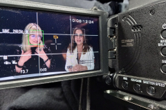 dr Agnieszka Rosińska Mamej i dr hab. Anna Wileczek, prof. UJK w obiektywie kamery