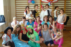 asystencki podczas występu