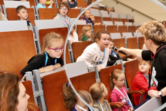 dzieci podczas wykładu