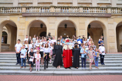 JM Rektor UJK prof. dr hab. Stanisław Głuszek, dr hab. Anna Wileczek, prof. UJK, dr Agnieszka Rosińska-Mamej i słuchacze UD
